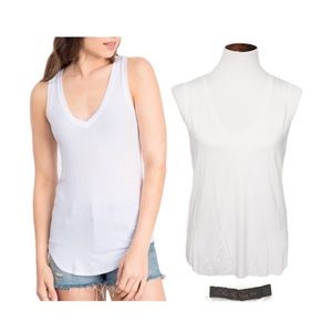 Feel the piece white v-neck tank top